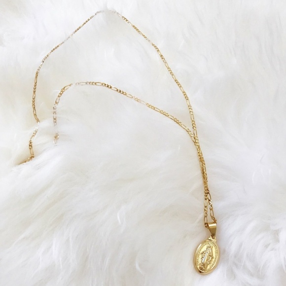 Virgin mary necklace - Picture 4 of 6